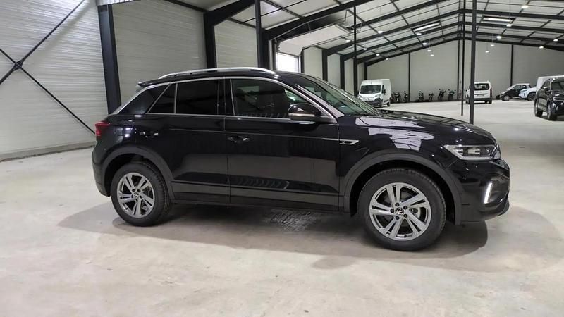 Noir Nouvelle 2025 VW T-Roc R-line Edition SUV | 35 980 € (Prix juste) - Image 1/4