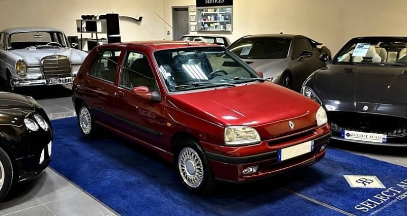 Occasion Renault Clio 90 ch (66 kW) 1996 Citadine