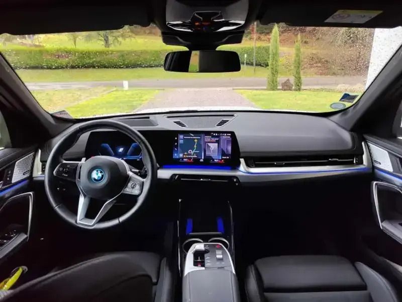 Utilisé 2023 BMW iX1 xLine SUV | 39 890 € - Image 1/4