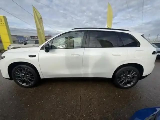 Nouvelle Leapmotor C10 160 kW (218 ch) 2025 Blanc nacré métallisé SUV