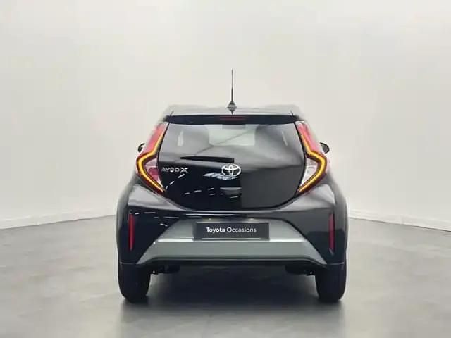 Occasion Toyota Aygo Design 72 ch (52 kW) 2024 Vert Citadine