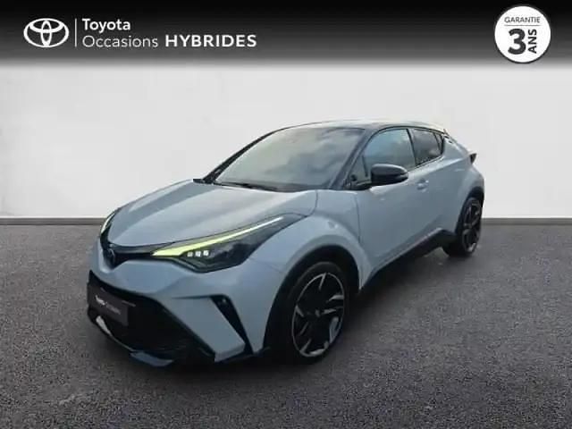 Gris chrome métallisé biton Occasion 2022 Toyota C-HR Sport SUV | 26 980 € (Prix juste) - Image 1/4
