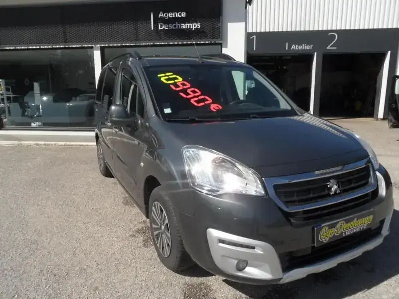 Gris Utilisé 2016 Peugeot Partner Monospace | 11 790 € - Image 1/4