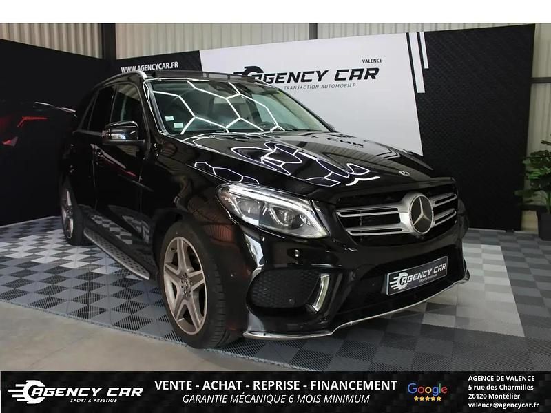 Noir Utilisé 2018 Mercedes 350 Berline | 37 990 € - Image 1/4