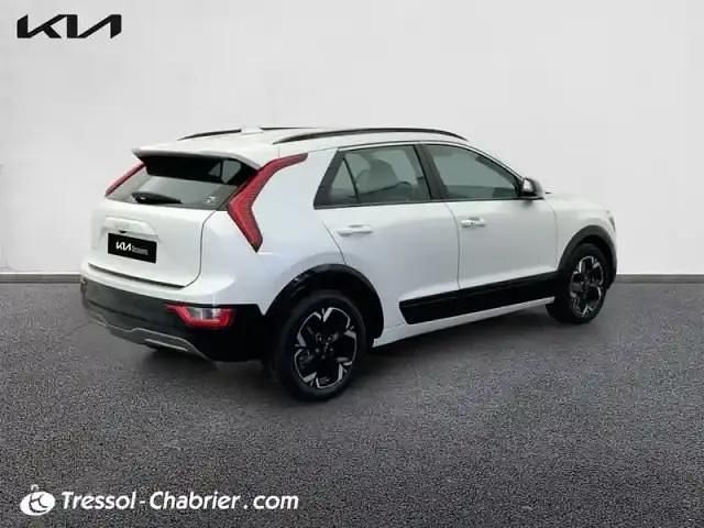 Blanc Occasion 2022 Kia e-Niro Active SUV | 23 057 € (Prix juste) - Image 1/3