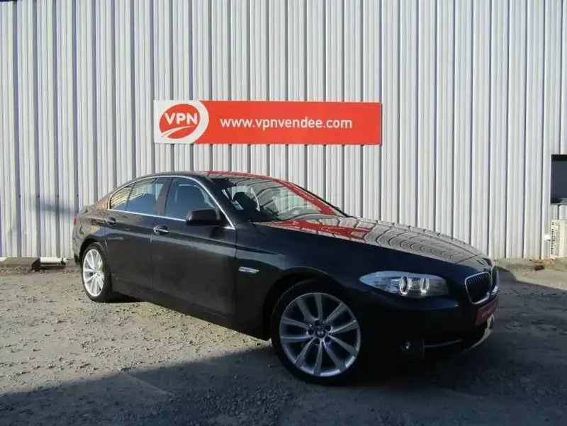 Noir Utilisé 2013 BMW 525 Luxury Line Berline | 13 990 € - Image 1/4