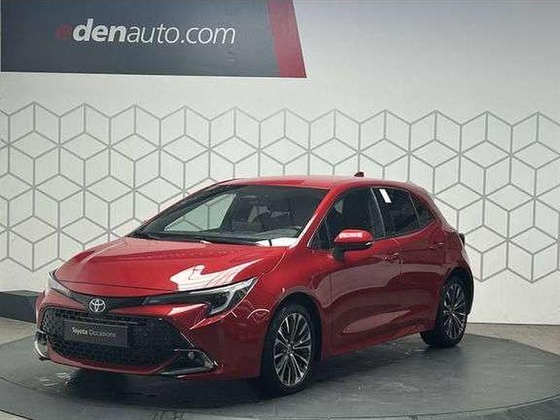 Utilisé 2023 Toyota Corolla Design Berline | 24 900 € (Bon prix) - Image 1/1