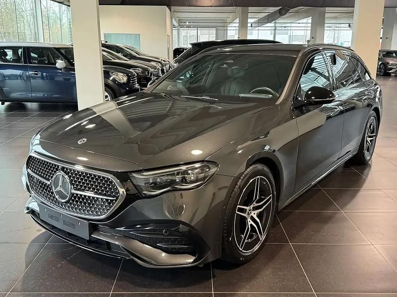 Gris Occasion 2024 Mercedes E300 AMG Break | 56 990 € (Prix juste) - Image 1/4