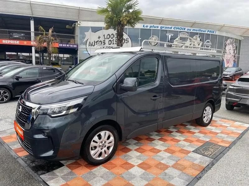 Gris Utilisé 2024 Nissan Primastar Tekna Monospace | 32 950 € - Image 1/4