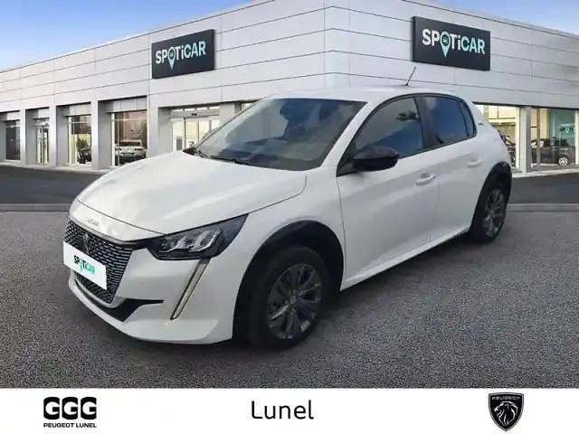 Teinte opaque blanc banquise Utilisé 2023 Peugeot e-208 Citadine | 15 970 € (Super prix) - Image 1/4