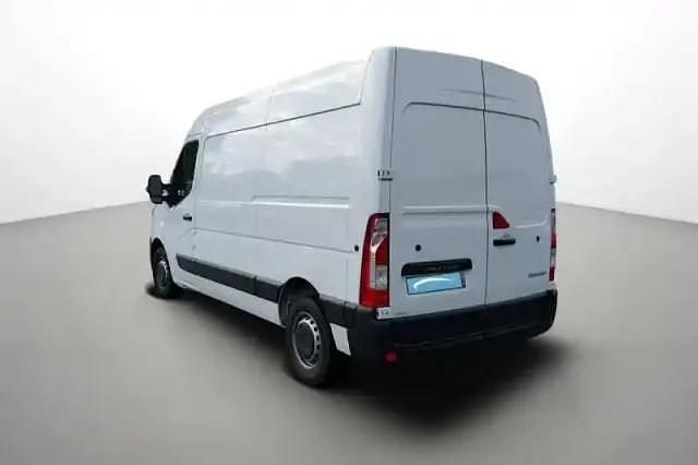Occasion Renault Master 2023 Blanc mineral Berline
