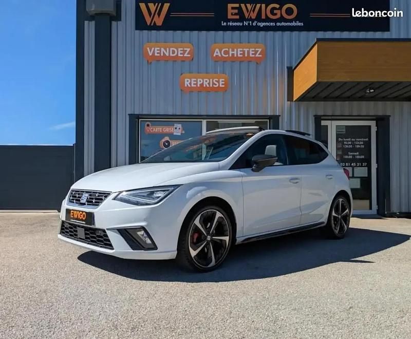 Blanc Utilisé 2022 Seat Ibiza FR Citadine | 18 990 € (Super prix) - Image 1/4