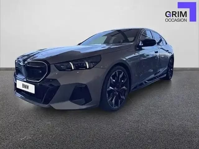 Oxidgrau métallisé Utilisé 2025 BMW i5 Comfort Edition Berline | 89 900 € (Prix juste) - Image 1/4