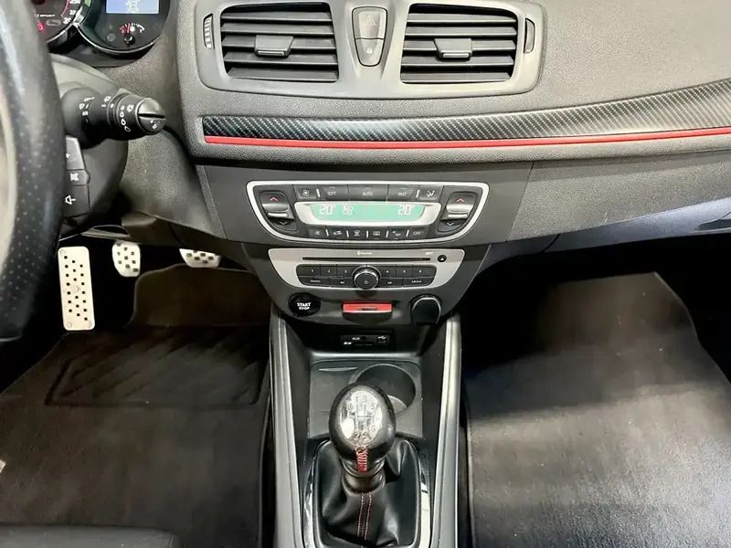 Image 2/4