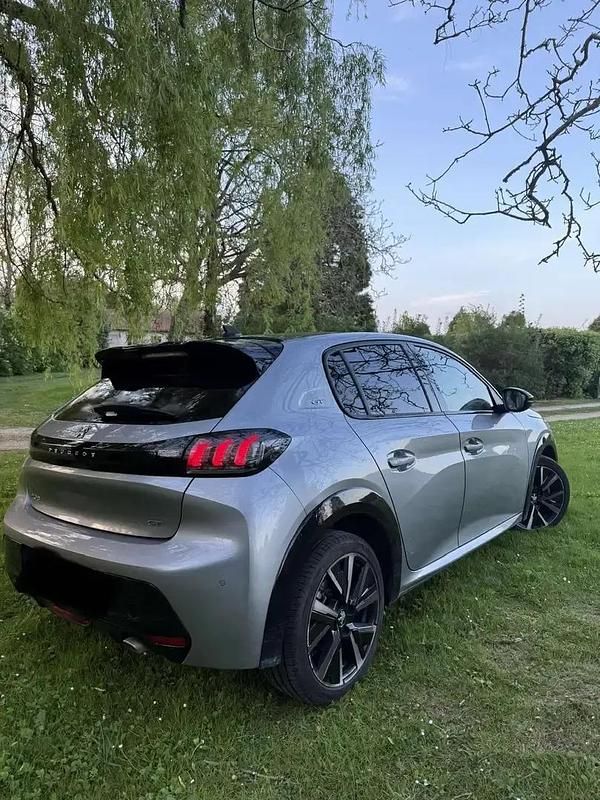 Utilisé 2023 Peugeot 208 GT Citadine | 14 500 € (Super prix) - Image 1/4