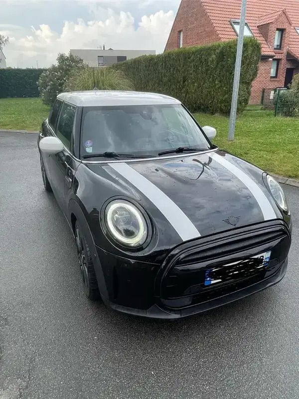 Noir Utilisé 2021 Mini Cooper Hatch Citadine | 20 900 € (Prix juste) - Image 1/4