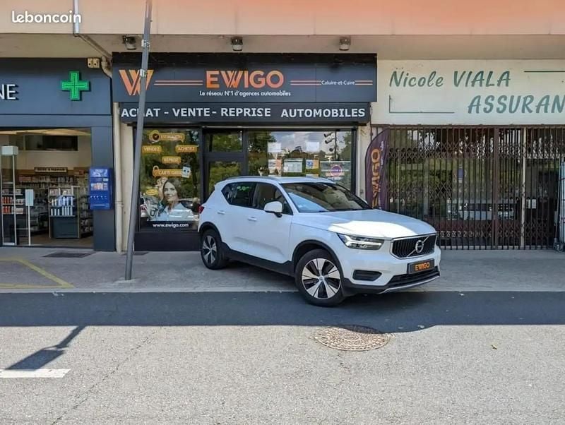 Blanc Utilisé 2021 Volvo XC40 Inscription SUV | 23 490 € (Super prix) - Image 1/4