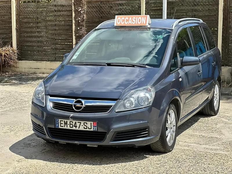 Utilisé 2007 Opel Zafira Monospace | 3 490 € - Image 1/4