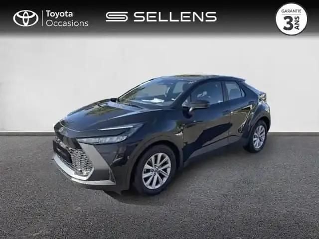 Noir intense Utilisé 2024 Toyota C-HR SUV | 26 880 € - Image 1/4