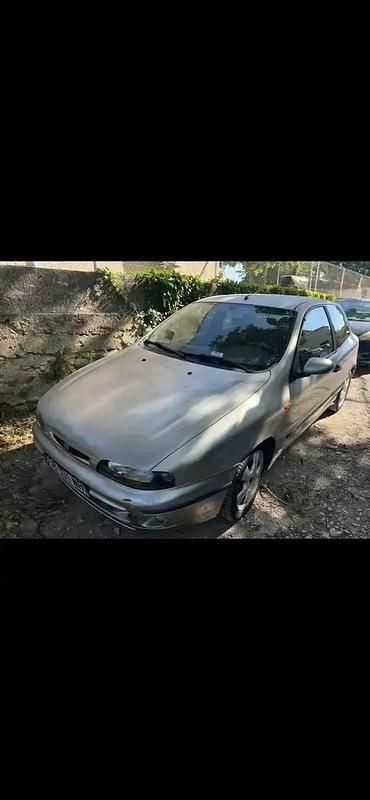 Utilisé 2001 Fiat Bravo Citadine | 1 700 € - Image 1/4