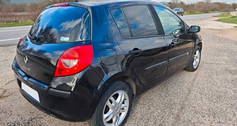 Occasion Renault Clio III 90 ch (66 kW) 2006 Citadine