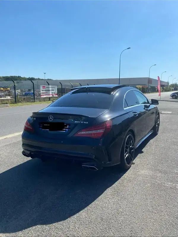 Utilisé 2016 Mercedes CLA45 AMG AMG Berline | 35 400 € (Prix assez cher) - Image 1/4