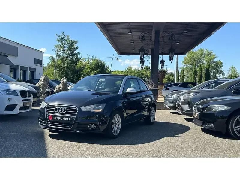 Noir Utilisé 2012 Audi A1 Ambiente Citadine | 9 290 € (Prix assez cher) - Image 1/4