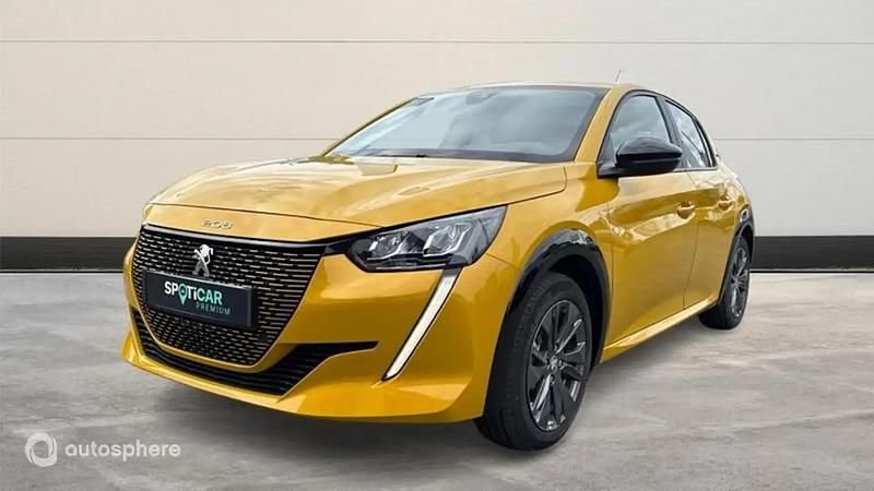 Jaune Occasion 2023 Peugeot 208 Style Citadine | 16 299 € (Prix juste) - Image 1/4