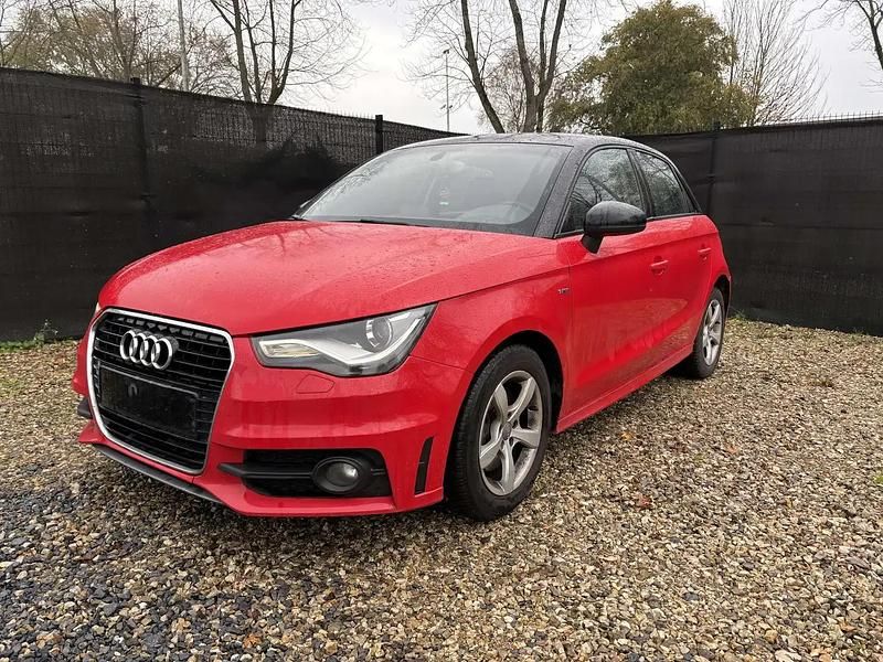 Rouge Utilisé 2015 Audi A1 Sportback S-Line Citadine | 7 500 € (Super prix) - Image 1/4