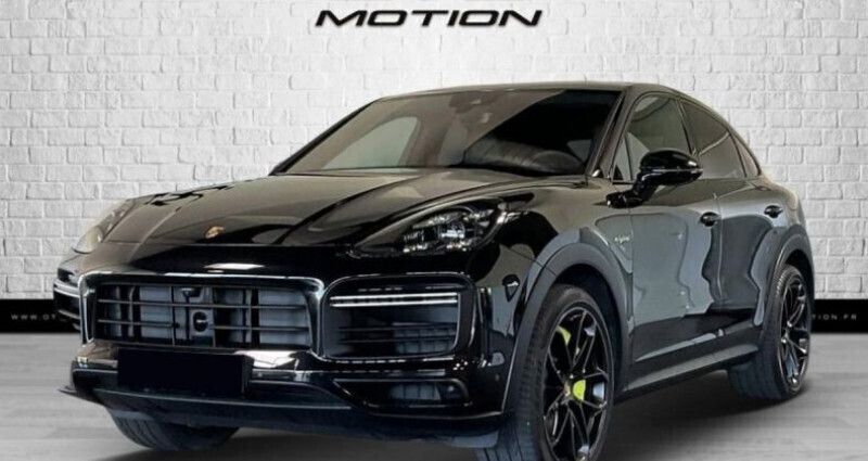 Utilisé 2023 Porsche Cayenne Turbo S SUV | 194 990 € - Image 1/4