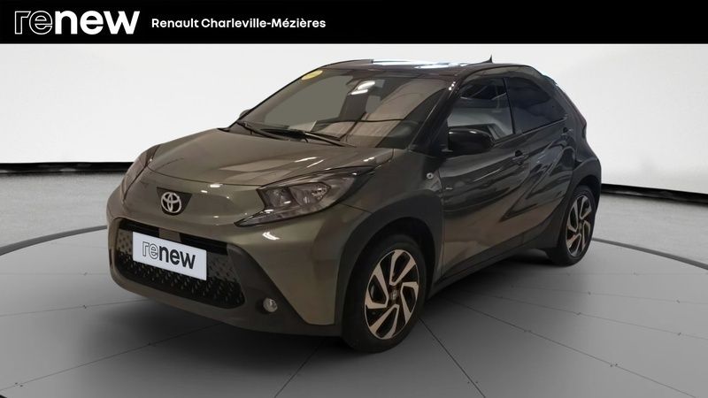 Vert Utilisé 2023 Toyota Aygo Design Citadine | 15 490 € (Prix juste) - Image 1/4