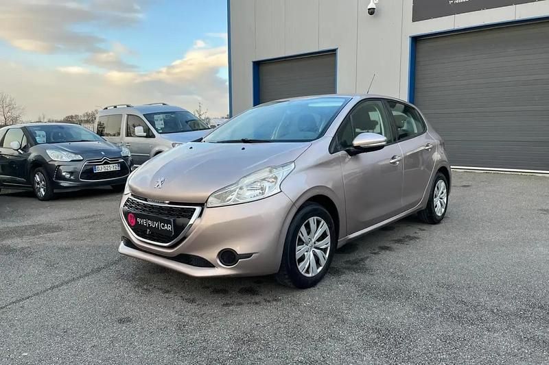 Beige Occasion 2015 Peugeot 208 Active Citadine | 6 490 € (Prix juste) - Image 1/4