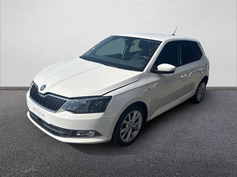 Blanc Utilisé 2018 Skoda Fabia Berline | 9 781 € (Bon prix) - Image 1/4