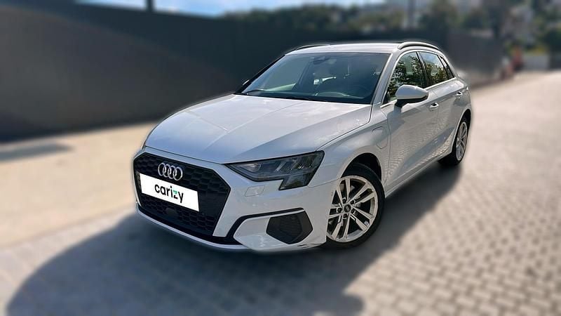 Blanc Occasion 2021 Audi A3 Design Berline | 24 490 € (Bon prix) - Image 1/4