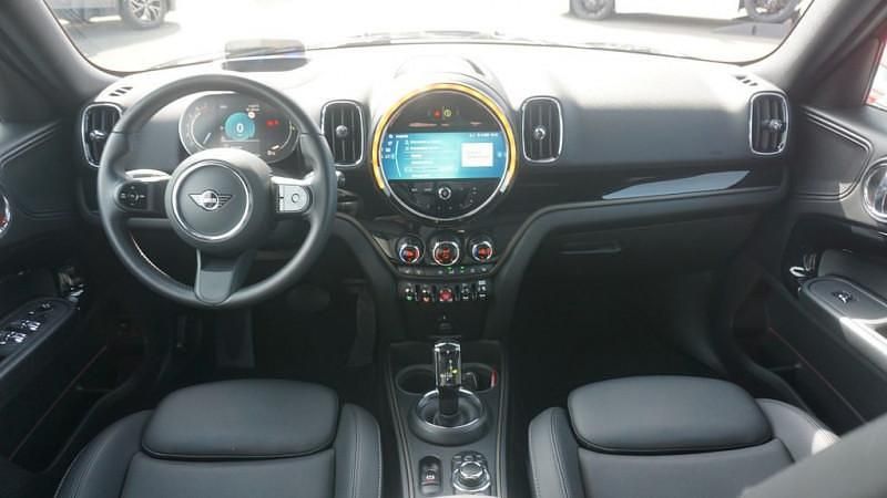 Image 2/4