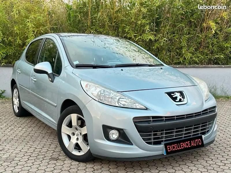 Bleu Utilisé 2011 Peugeot 207 Allure Berline | 3 500 € - Image 1/4