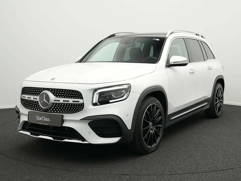Blanc Utilisé 2021 Mercedes GLB250 AMG line SUV | 45 117 € (Prix juste) - Image 1/4