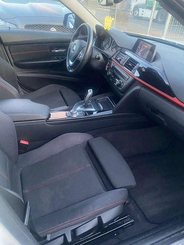 Occasion BMW 318 Sport Line 143 ch (105 kW) 2012 Blanc Berline