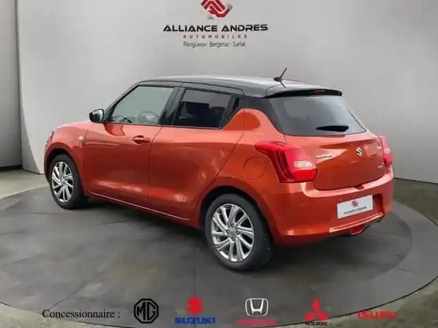Occasion Suzuki Swift 2021 So'color flame orange pearl/black métal Citadine