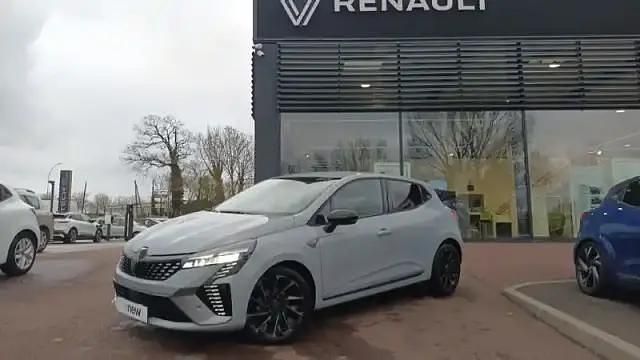 Gris rafale Occasion 2024 Renault Clio V Berline | 20 990 € (Prix cher) - Image 1/4