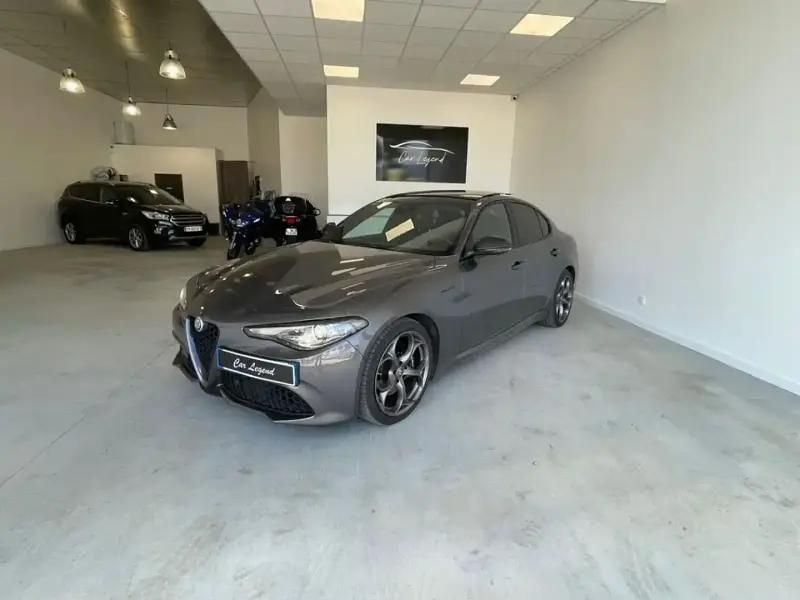 Gris Utilisé 2021 Alfa Romeo Giulia Veloce Berline | 26 990 € (Prix assez cher) - Image 1/4