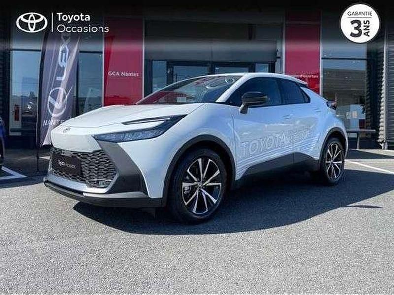 Occasion 2025 Toyota C-HR Design SUV | 32 480 € (Prix assez cher) - Image 1/1