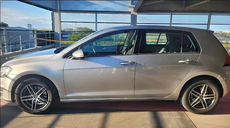 Utilisé 2013 VW Golf VII Trendline Berline | 8 500 € (Prix juste) - Image 1/4