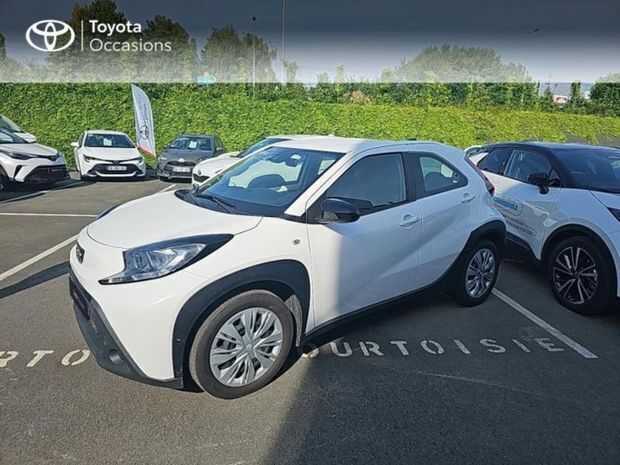 Blanc Utilisé 2023 Toyota Aygo Citadine | 16 490 € (Prix juste) - Image 1/4