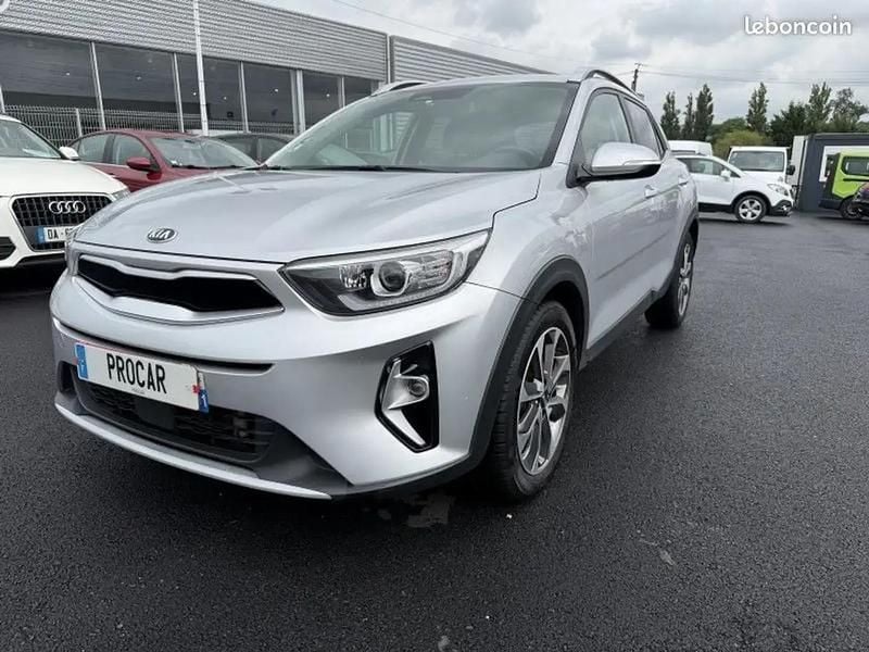 Gris Utilisé 2021 Kia Stonic GT-Line SUV | 12 490 € (Super prix) - Image 1/4