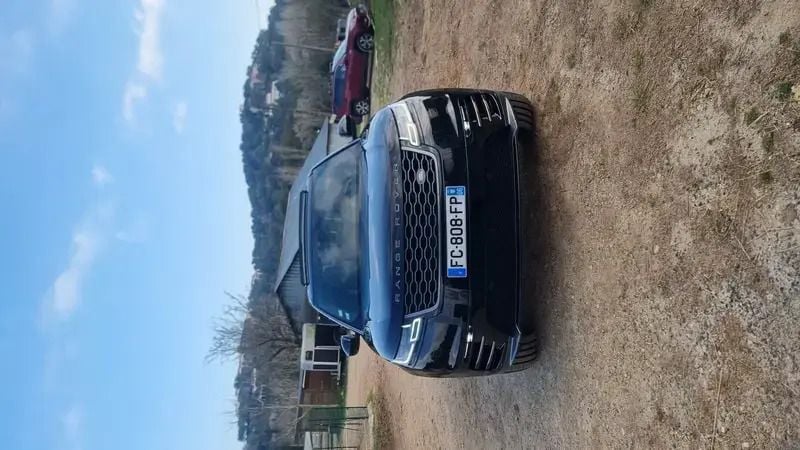 Utilisé 2018 Land Rover Range Rover Velar R-Dynamic SUV | 30 900 € (Prix juste) - Image 1/4