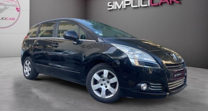 Utilisé 2012 Peugeot 5008 Active Monospace | 7 790 € (Prix juste) - Image 1/4