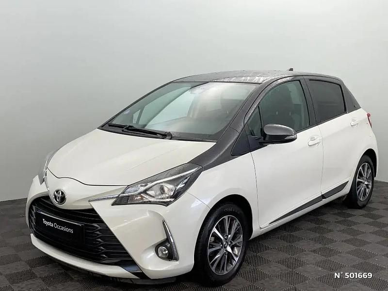 Blanc Utilisé 2020 Toyota Yaris Design | 12 490 € (Bon prix) - Image 1/4