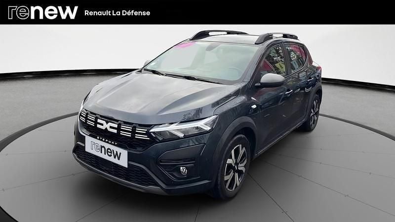 Gris Occasion 2023 Dacia Sandero Expression Citadine | 14 990 € (Prix juste) - Image 1/4