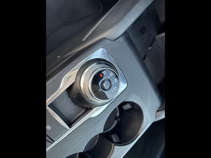 Image 3/4